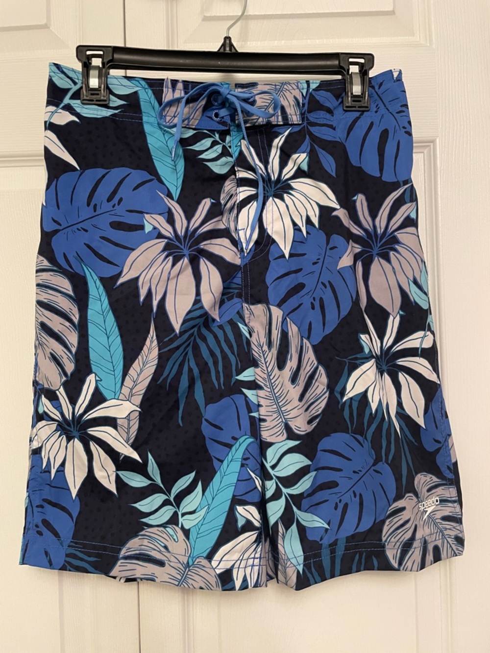 SPEEDO Men’s Swim Trunks or Board Shorts Lined Small Like New Condition